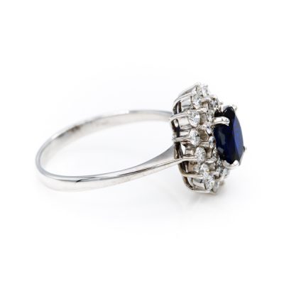 14K White Gold Oval Cut Blue Sapphire Women's Ring | 1.0TW VS2 G Diamonds [OECR1011-12]