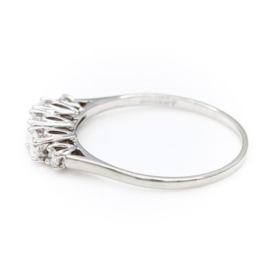 14K White Gold 0.60TW VS2 G to H Diamond Women's Ring | 0.22CT/0.30TW/0.08TW VS2 G to H Diamond [OECR1030-12]