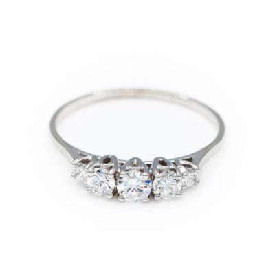 14K White Gold 0.60TW VS2 G to H Diamond Women's Ring | 0.22CT/0.30TW/0.08TW VS2 G to H Diamond [OECR1030-12]