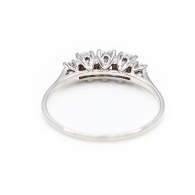 14K White Gold 0.60TW VS2 G to H Diamond Women's Ring | 0.22CT/0.30TW/0.08TW VS2 G to H Diamond [OECR1030-12]