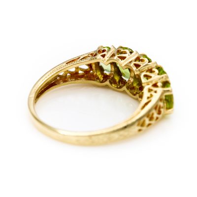 10K Yellow Gold Oval Cut Peridot Women's Band Ring | MT Estate Collection [OECR1041-12]